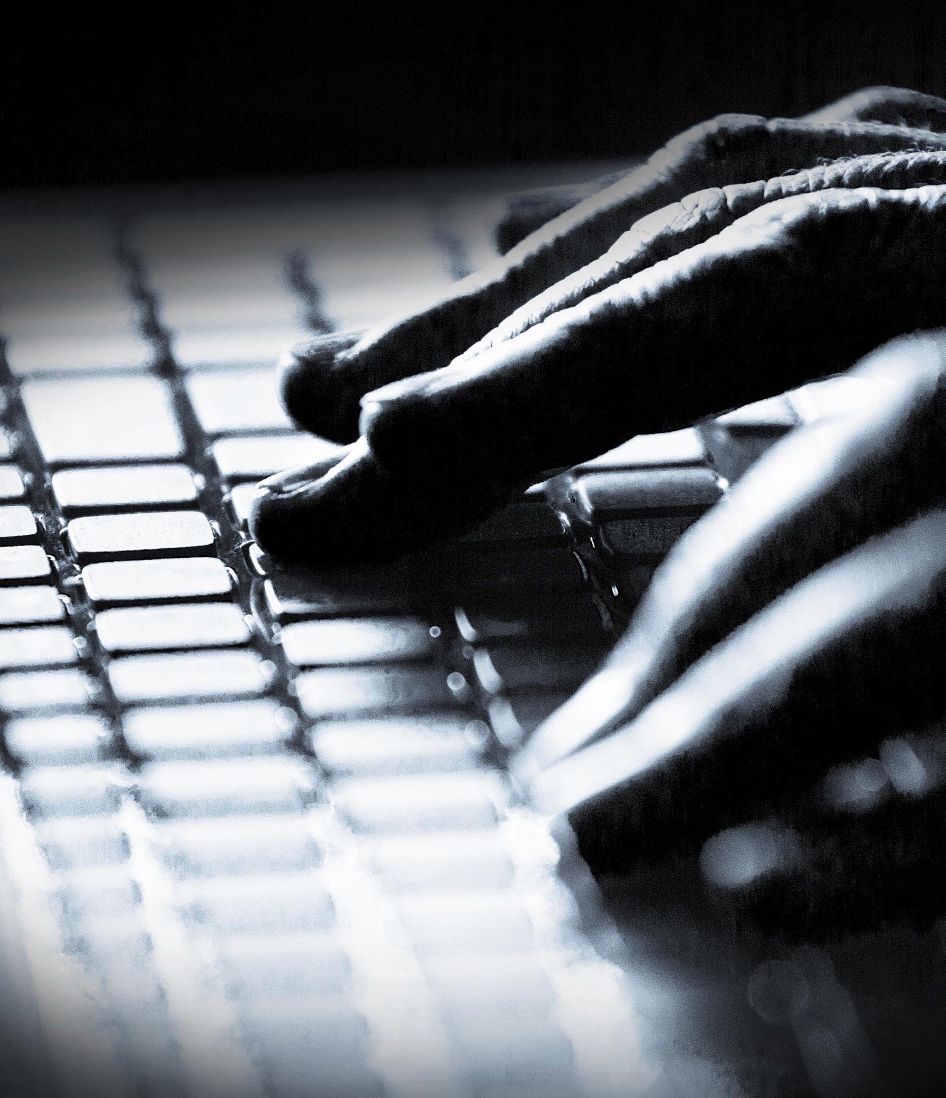 pentest-tangentbord-händer Utförande av pentest på tangentbord