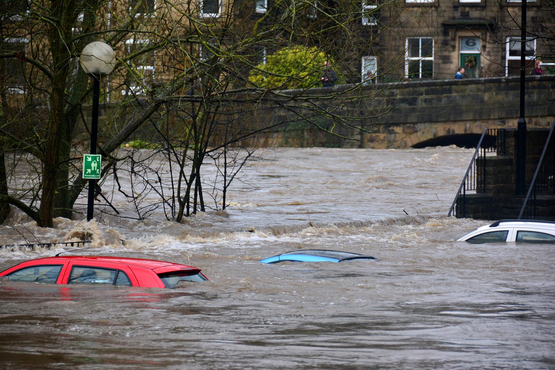 Bingley Floods 2015 Boxing Day – Brown Cow Bingley